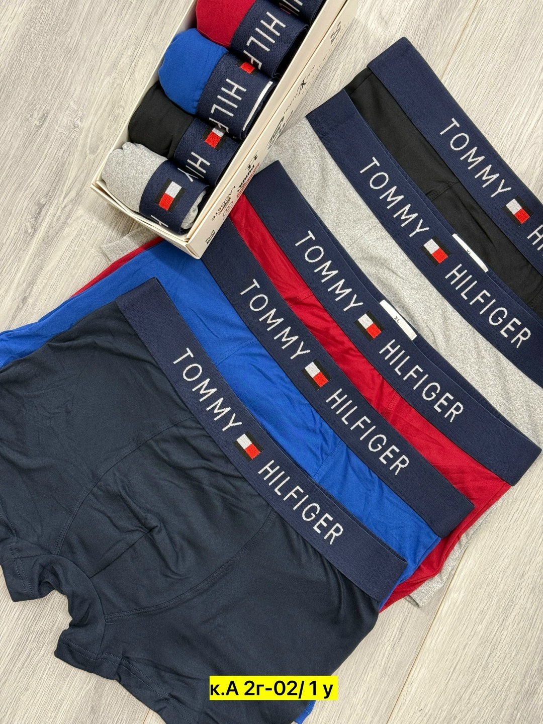 мужские трусы томми хилфигер набор 5 шт,набор мужских трусов tommy hilfiger,трусы томми хилфигер мужские в коробке,комплект трусов мужских,комплект трусов мужские боксеры