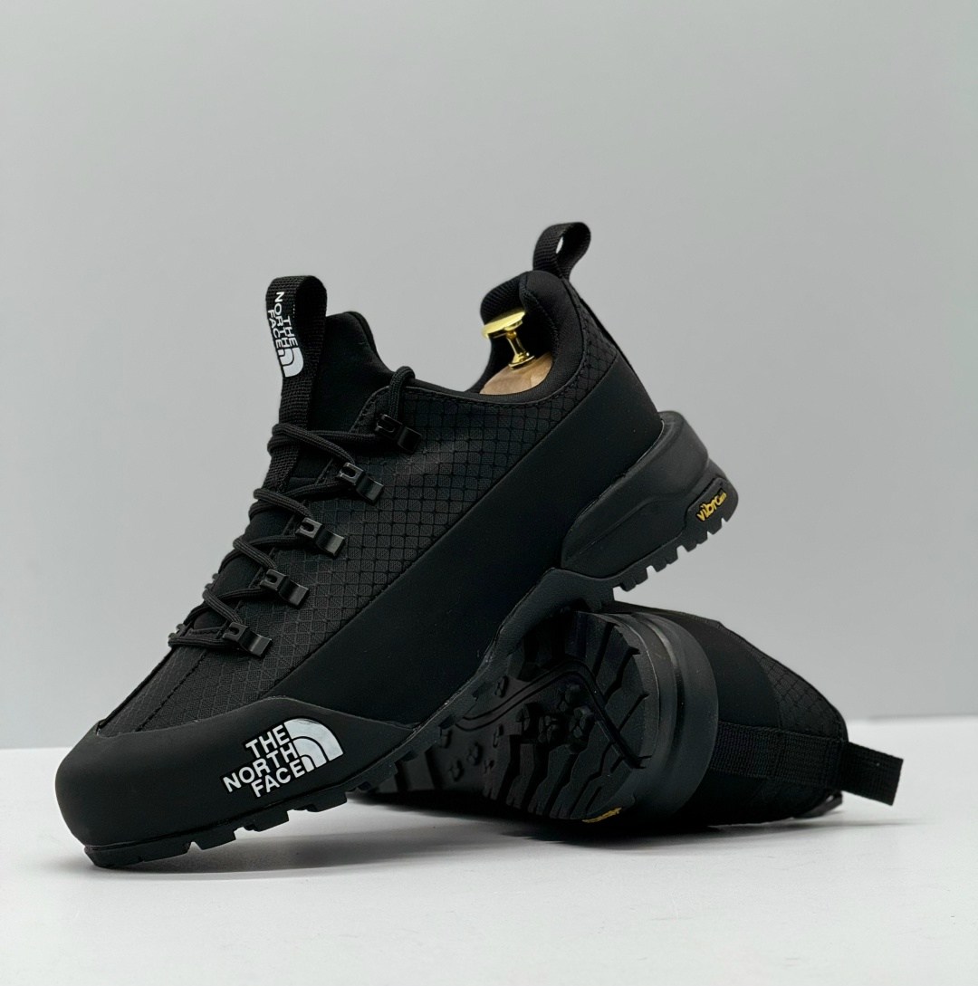 кроссовки the north face glenclyffe low nf0a817bkx71 черный,черные походные кроссовки the north face glenclyffe,кроссовки the north face,the north face кроссовки мужские,