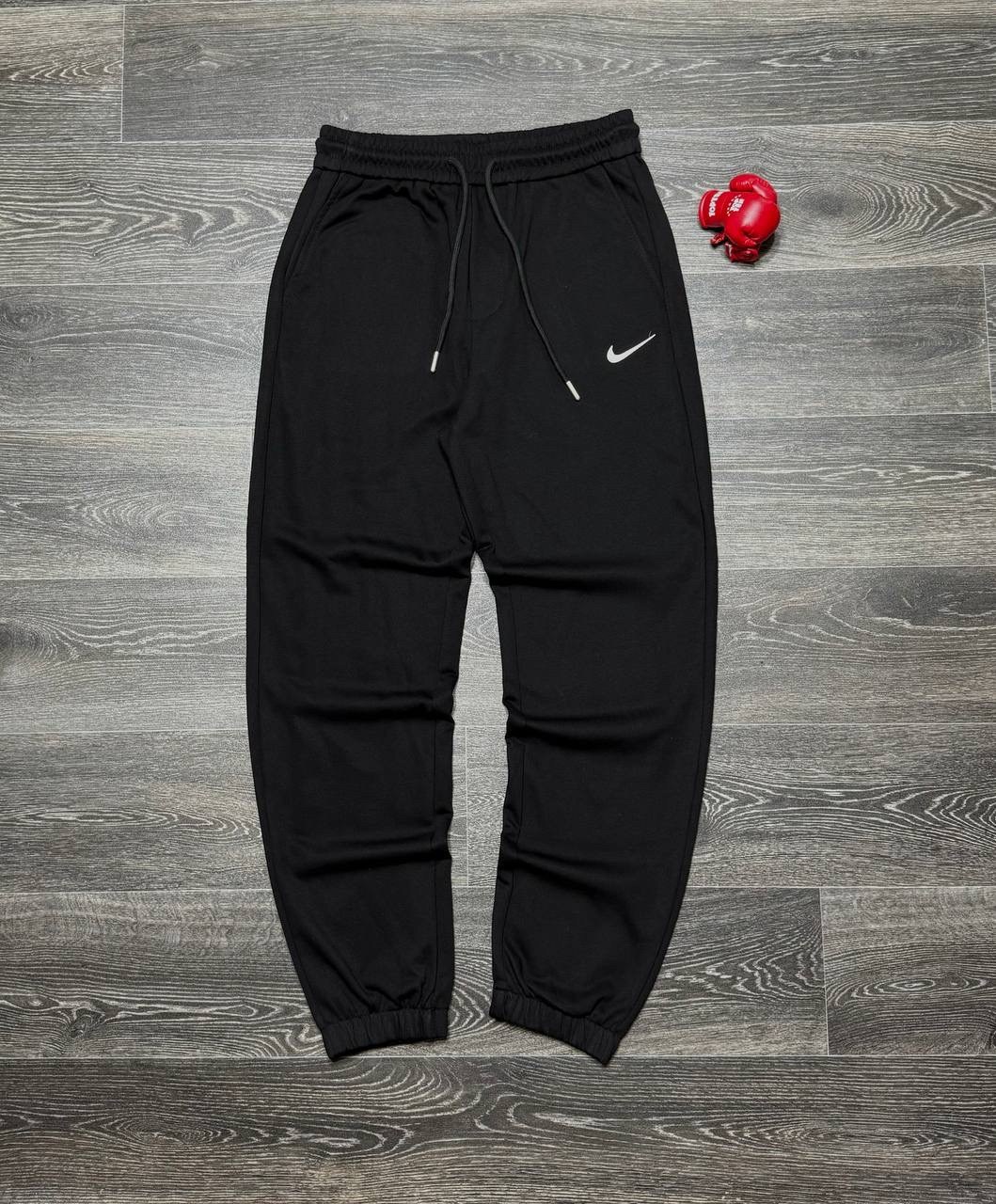 спортивные штаны nike,спортивные штаны nike мужские,спортивные штаны,спортивные брюки,брюки спортивные nike
