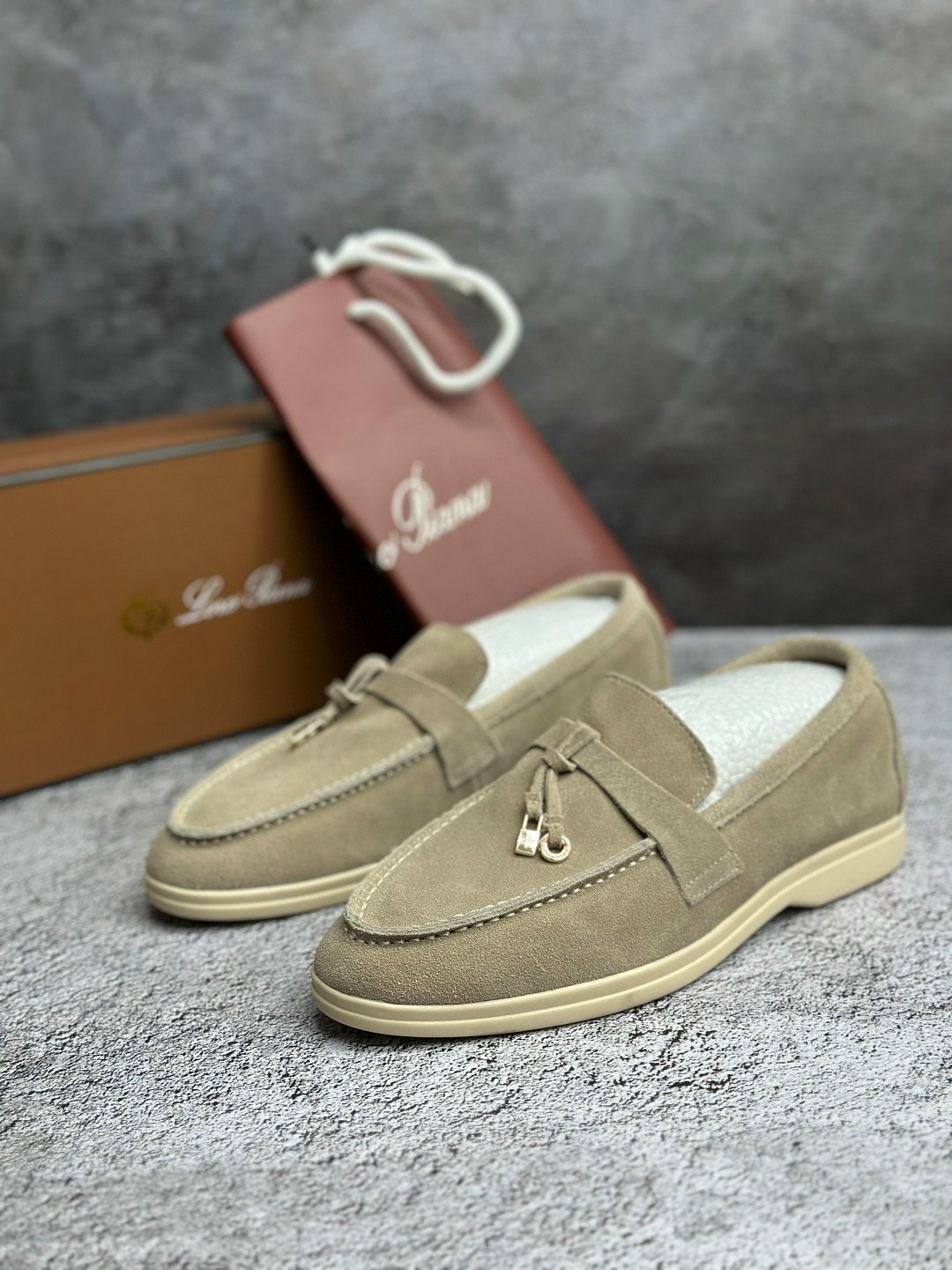 лоферы из натуральной замши loro piana premium shoes,лоферы loro piana женские,лоферы loro piana,,модельные лоферы