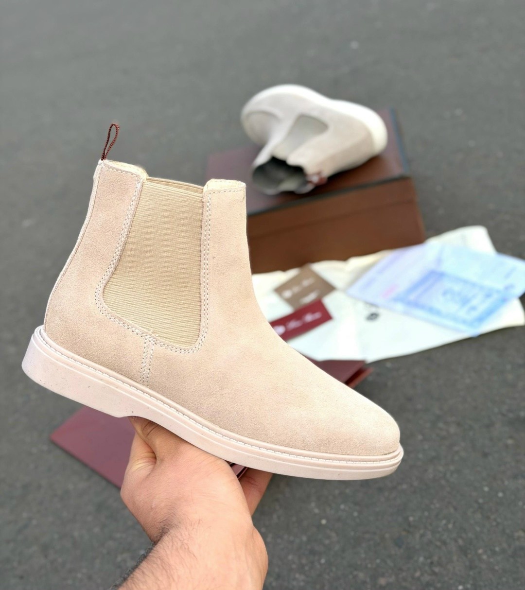 loro piana ботинки,замшевые ботинки,,лоро пиано  мужская,ботинки челси бежевые замшевые женские