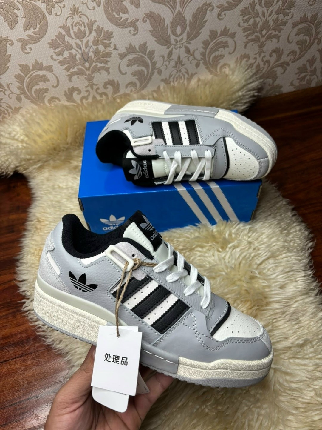 кроссовки adidas,кроссовки адидас,кроссовки adidas originals forum exhibit low grey black,кроссовки мужские adidas,кроссовки adidas forum low