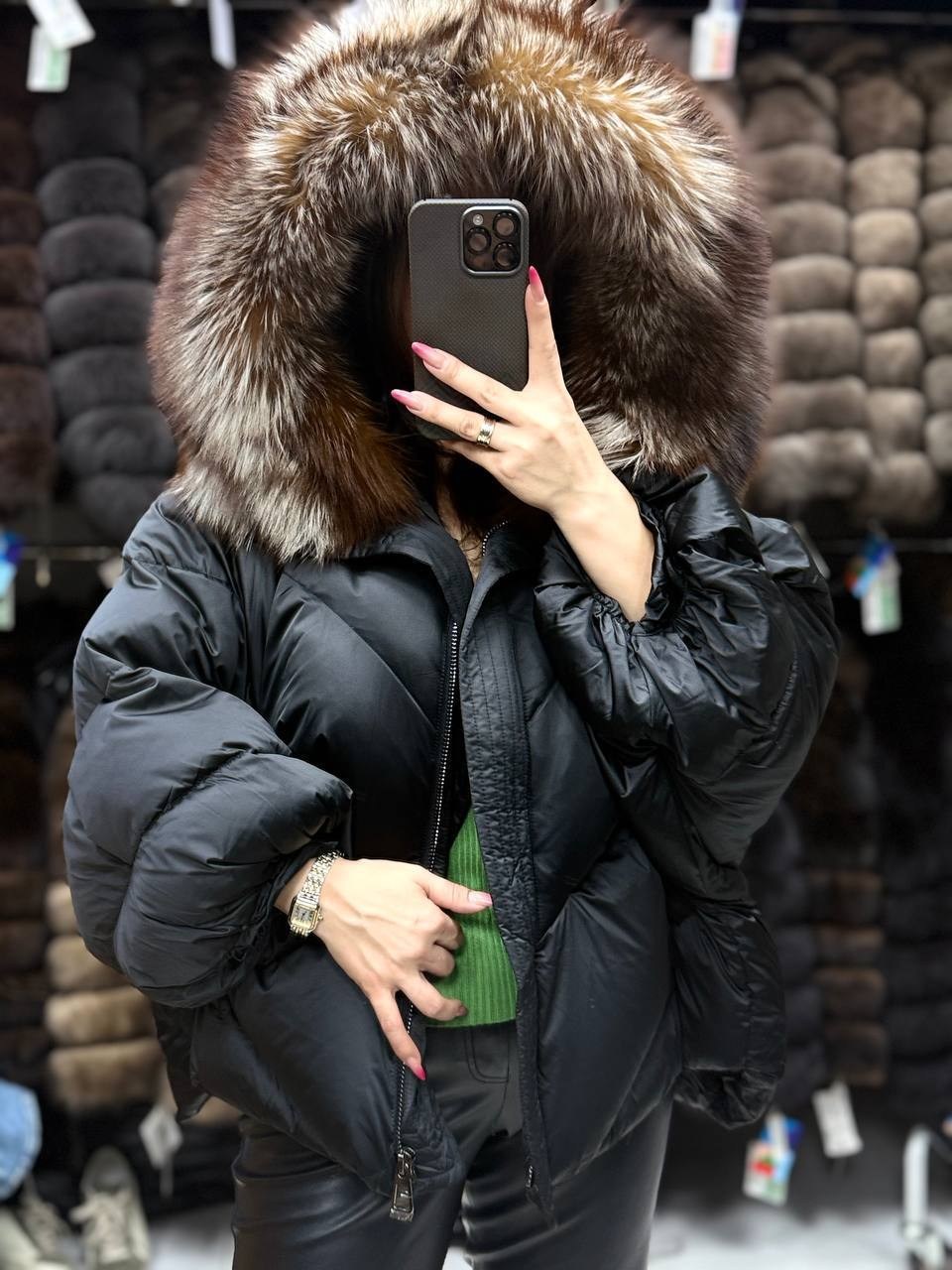 зимняя куртка с натуральным мехом лисицы,пуховик с натуральным мехом,женский пуховик,пуховик зимний женский,короткий пуховик