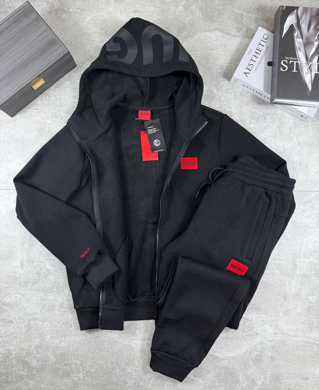 спортивный костюм hugo boss,спортивный костюм hugo,мужской спортивный костюм,спортивный костюм
