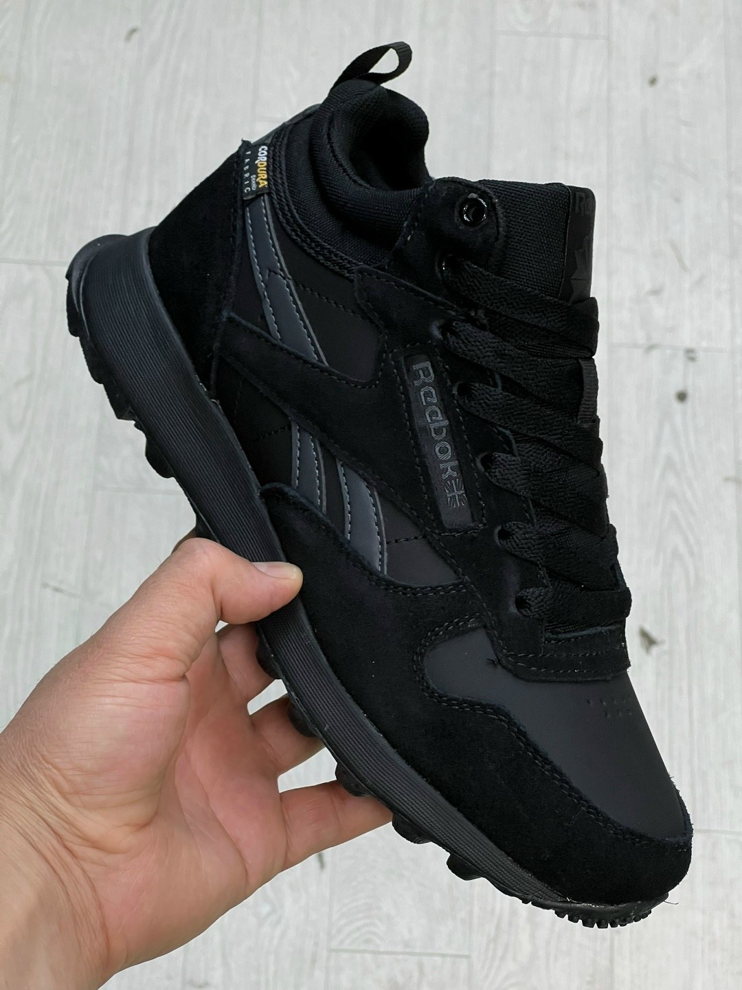 кроссовки reebok мужские,кроссовки зимние мужские reebok,кроссовки reebok,зимние кроссовки reebok classic leather high,кроссовки reebok classic