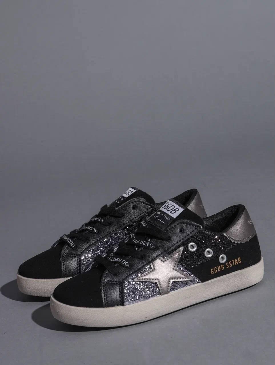 golden goose кеды super-star с кристаллами черный,женские кеды golden goose,кеды hi star с блестками golden goose черный,golden goose кеды блестящие,golden goose black glitter sneakers