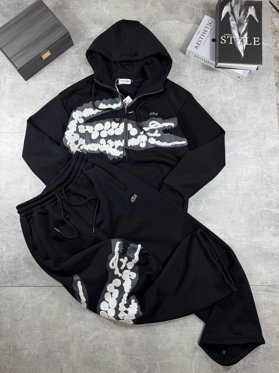 спортивный костюм lacoste,мужской спортивный костюм,lacoste grey sweatsuit,костюм спортивный,спортивные костюмы для мужчин