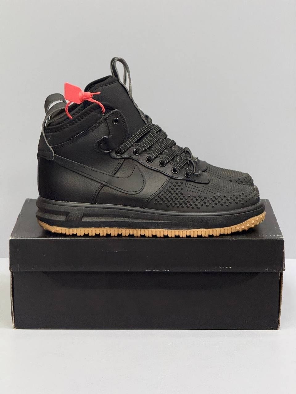 кроссовки nike lunar force 1 duckboot,nike lunar force 1 duckboot,nike lunar force 1 duckboot black gum,кроссовки мужские nike lunar force 1 duckboot black,nike lunar force 1 duckboot черные
