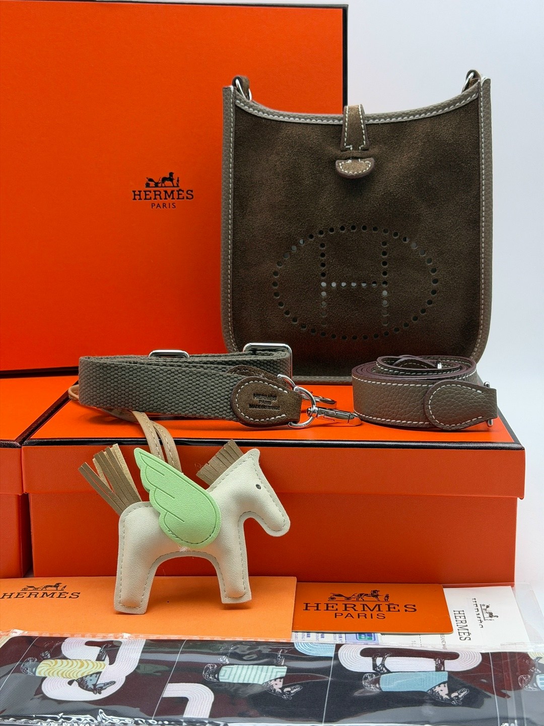 сумка hermes evelyne через плечо планшетка гермес,сумка hermes,сумка hermes evelyne,женская сумка hermes,hermes сумка на плечо