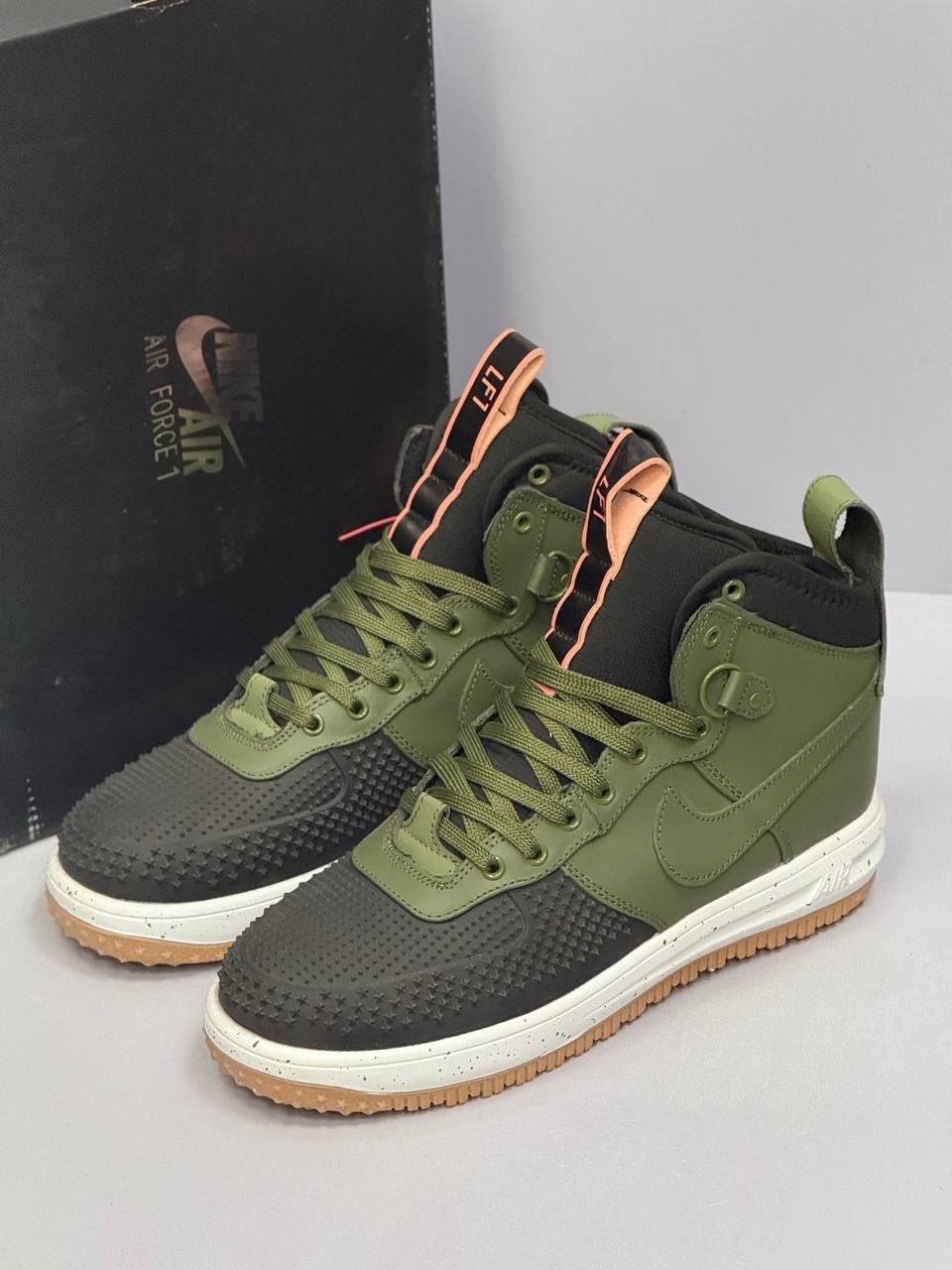 кроссовки nike lunar force 1 duckboot,nike lunar force 1 duckboot,кроссовки nike air force 1 lunar duckboot green зимние с мехом,кроссовки nike lunar force 1,nike air force 1 lunar duckboot