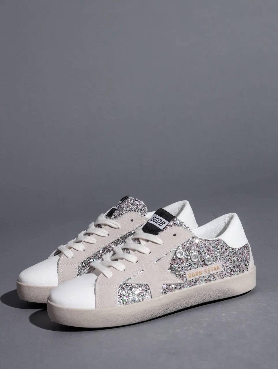 golden goose кеды super-star с кристаллами черный,женские кеды golden goose,кеды hi star с блестками golden goose черный,golden goose кеды блестящие,golden goose black glitter sneakers