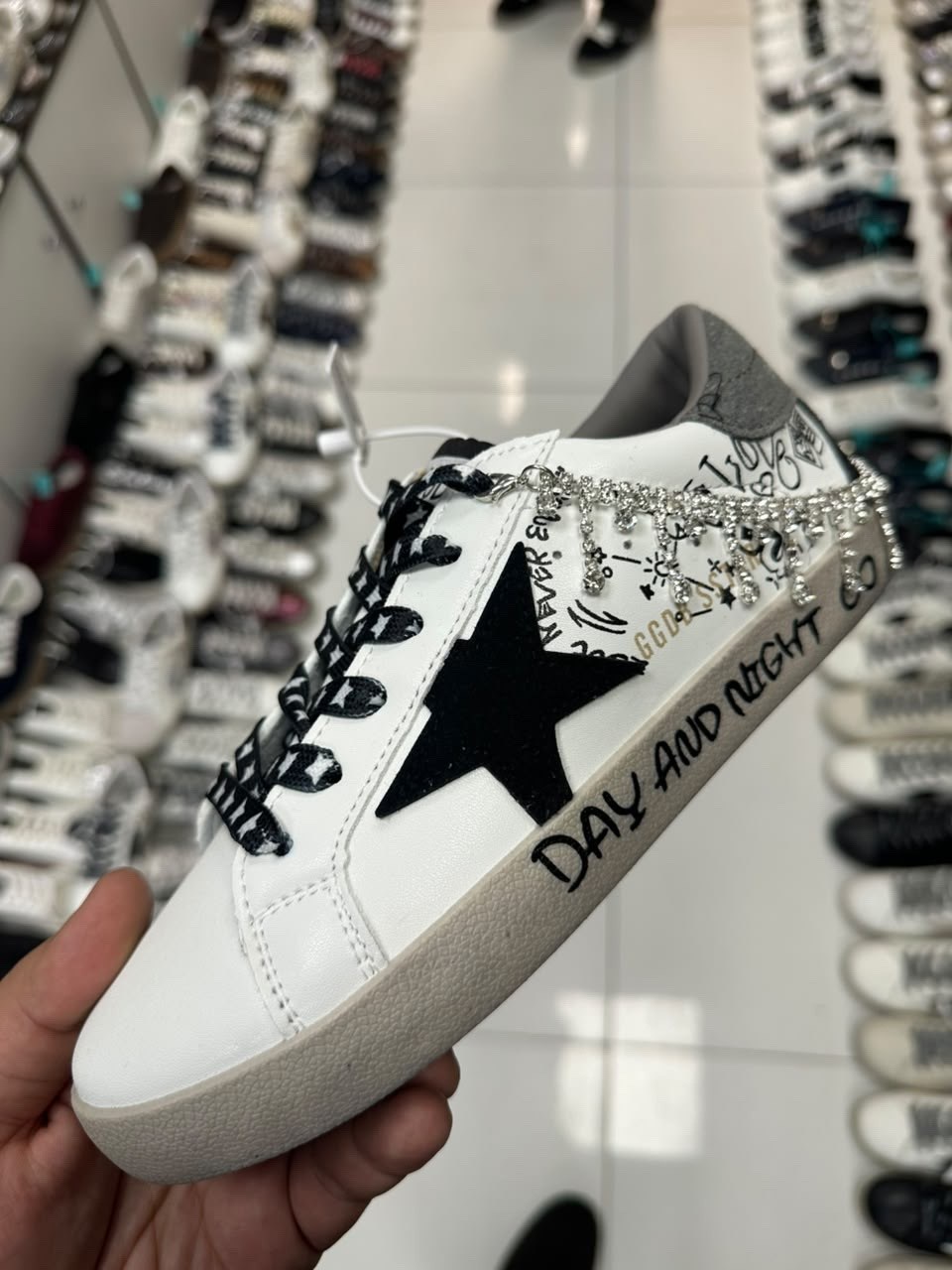 ,golden goose sneakers,кроссовки golden goose,golden goose super star,golden goose superstar