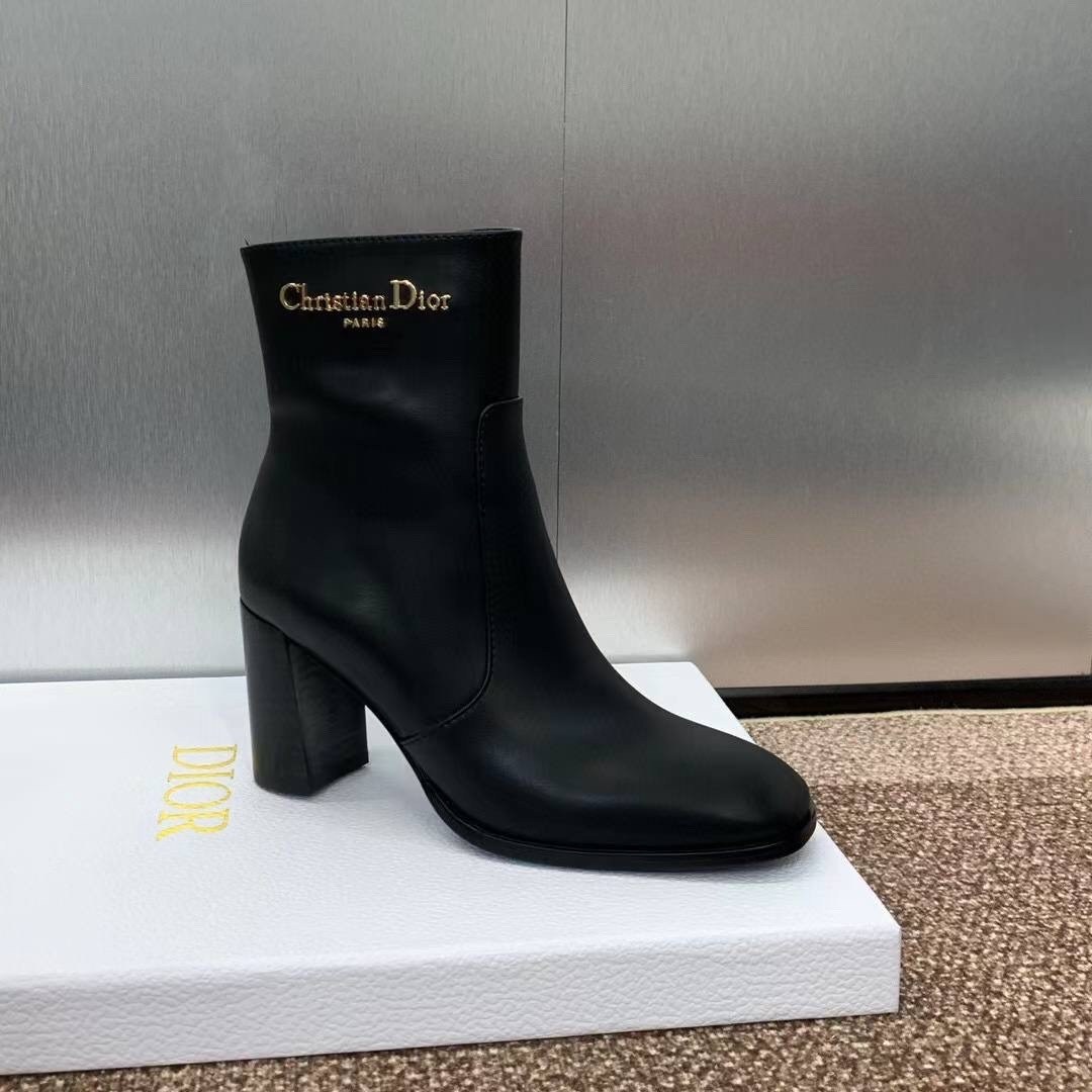 ботильоны christian dior,ботинки dior,женские ботильоны,ботильоны на каблуке,кожаные ботильоны casadei