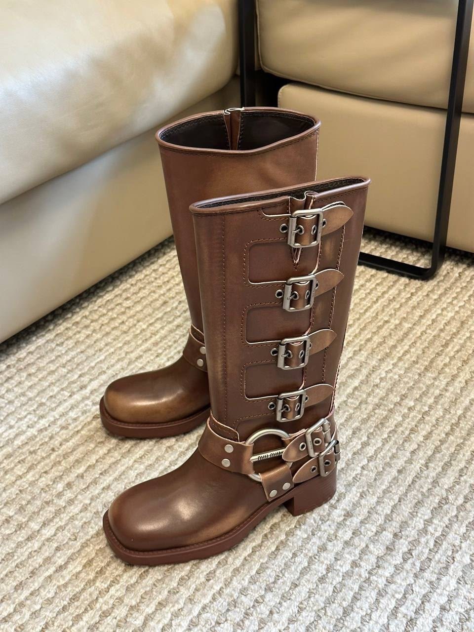 сапоги miu miu,сапоги брендовые,брендовые женские сапоги,сапоги модные,женские сапоги