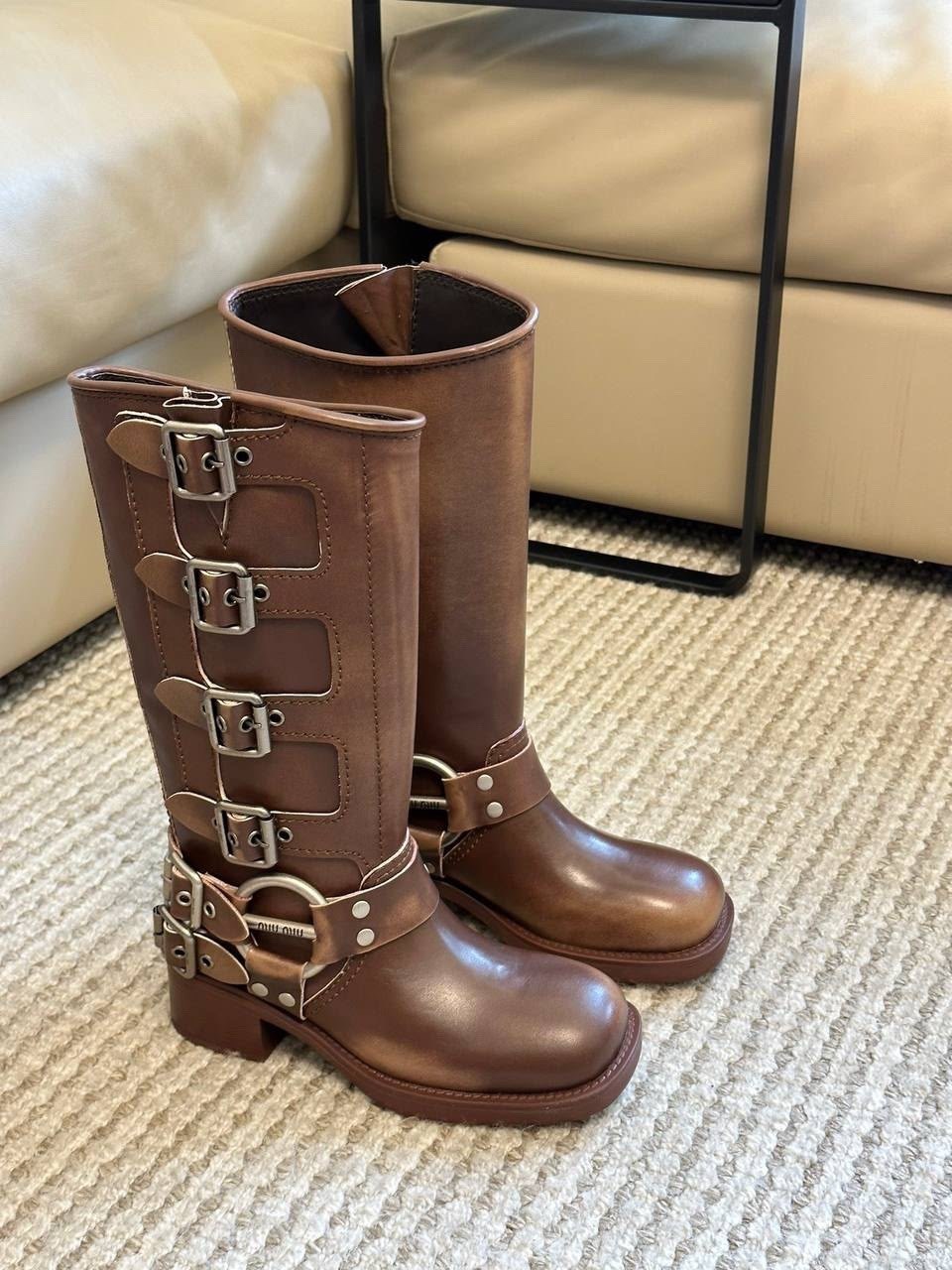 сапоги miu miu,сапоги брендовые,брендовые женские сапоги,сапоги модные,женские сапоги