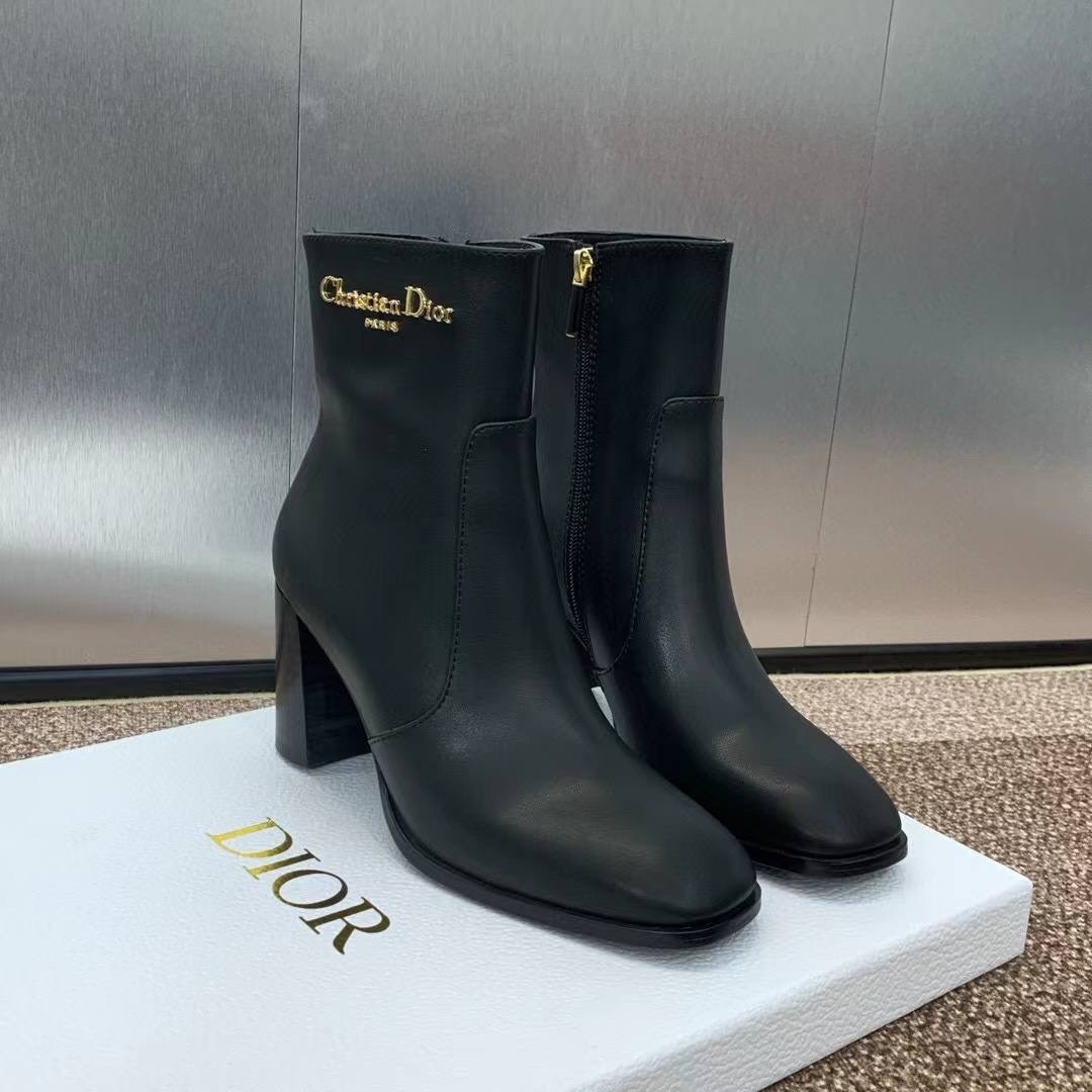 ботильоны christian dior,ботинки dior,женские ботильоны,ботильоны на каблуке,кожаные ботильоны casadei