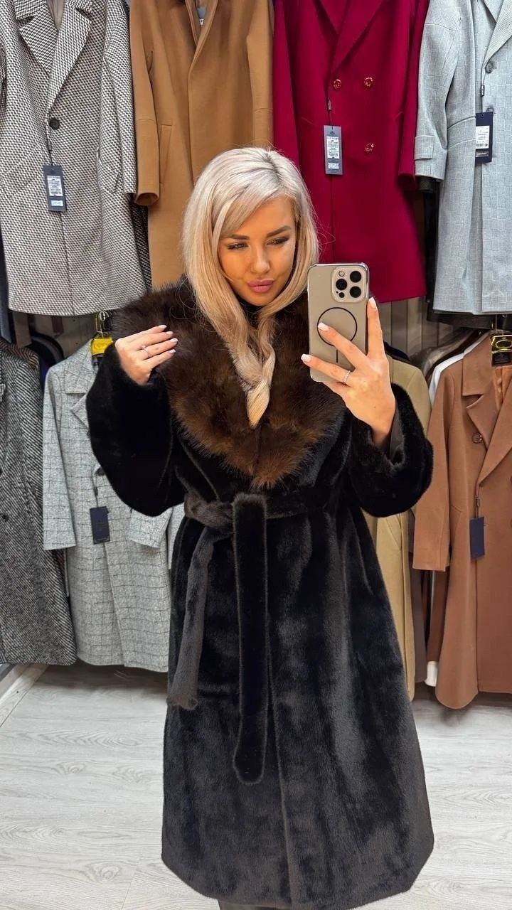 удлинённая шуба из экомеха,женская шуба,шуба женская pdonna 8024879 черная 56 ru,норковая шуба,норковая шуба с капюшоном