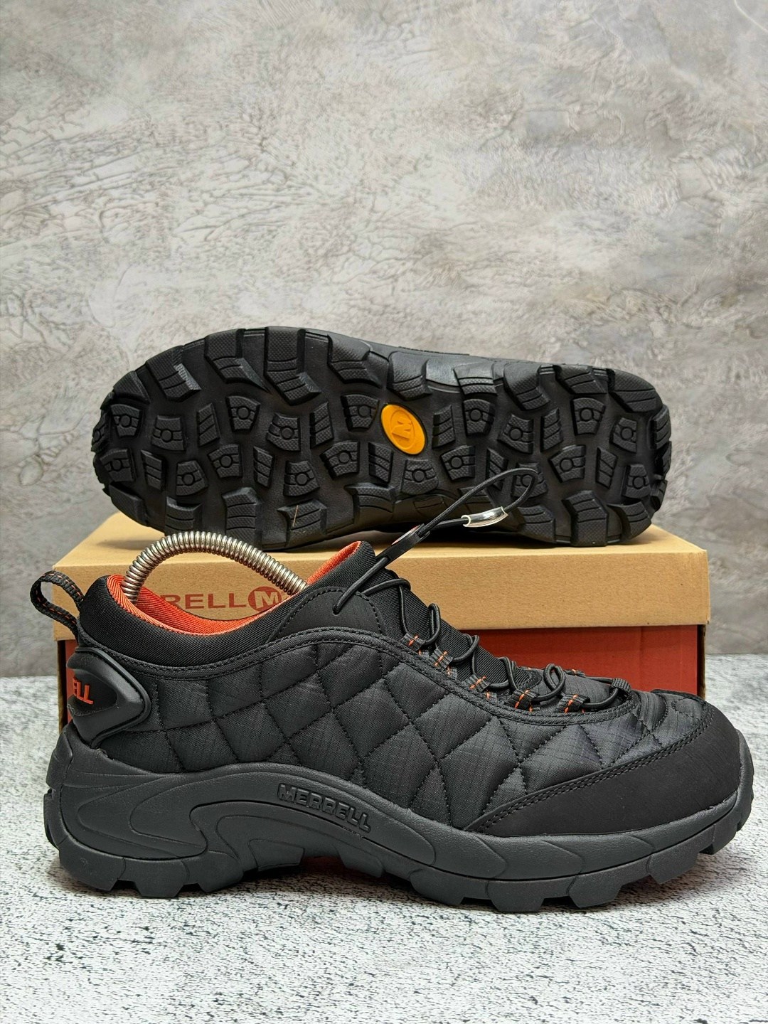 кроссовки мужские на зиму мерелл,кроссовки мужские merrell,термо кроссовки merrell мужские чёрные с оранжевым мерелл зимние,зимние кроссовки merrell,кроссовки merrell