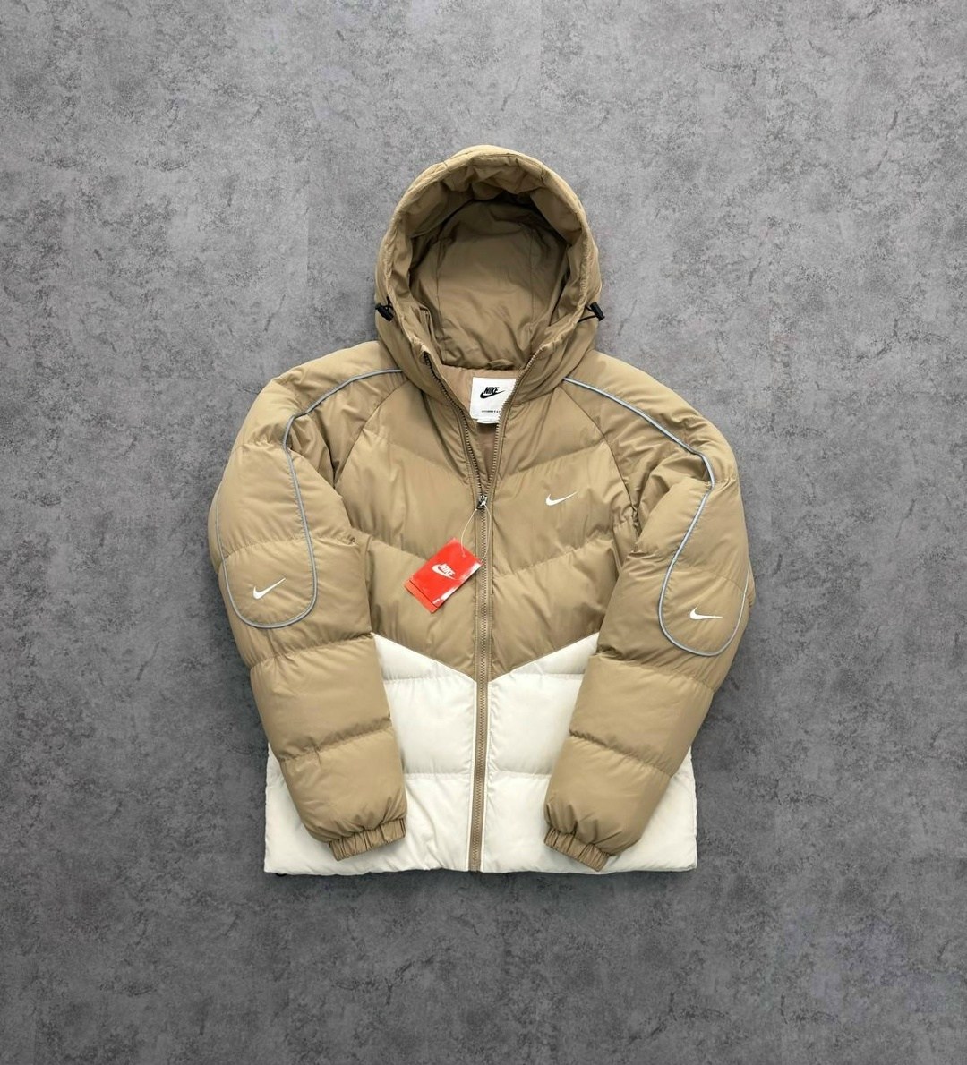 мужской пуховик nike,зимняя куртка nike,пуховик nike down jacket men's white,куртка storm-fit windrunner primafloft hoodie jacket nike цвет серый,куртка пуховик зимняя