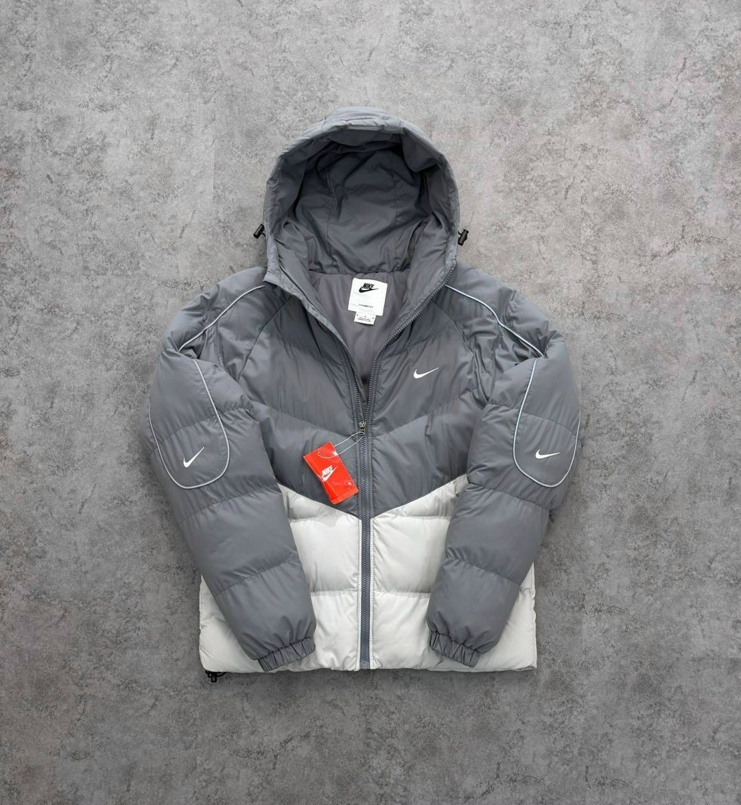 мужской пуховик nike,зимняя куртка nike,пуховик nike down jacket men's white,куртка storm-fit windrunner primafloft hoodie jacket nike цвет серый,куртка пуховик зимняя