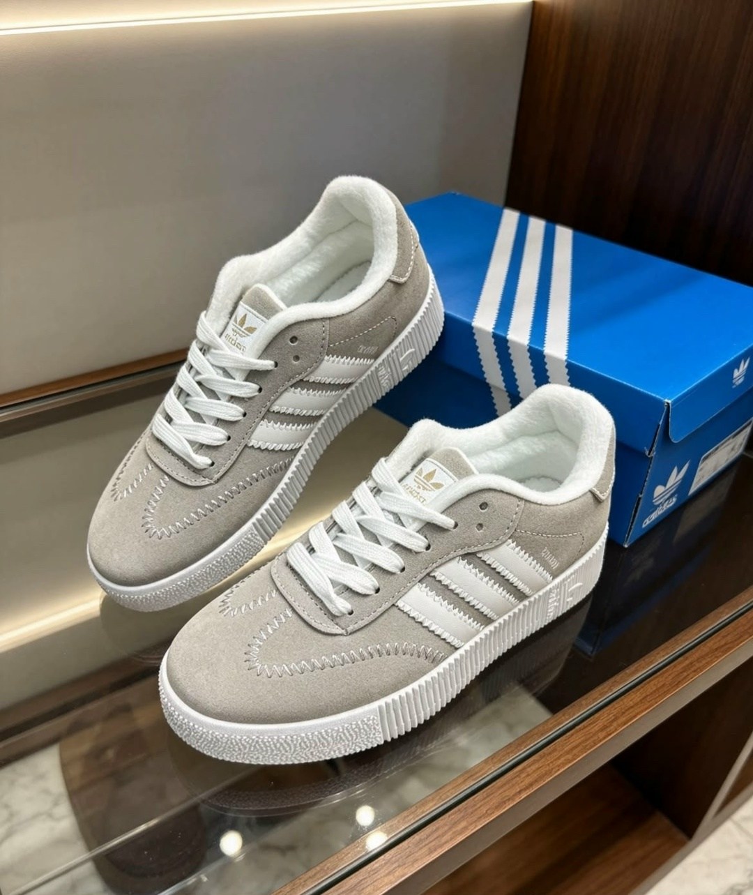 adidas кроссовки,женские кроссовки adidas,кроссовки adidas samba,,кроссовки адидас самба