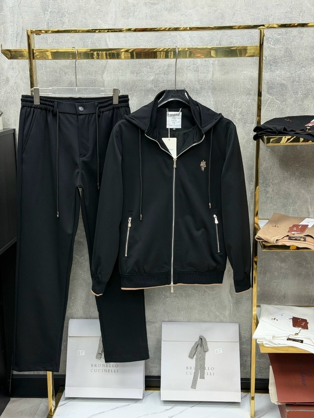 спортивный костюм stefano ricci,спортивный костюм мужской stefano ricci,спортивный костюм billionaire,спортивный костюм stefano ricci черный,спортивный костюм stefano ricci - prestige wear