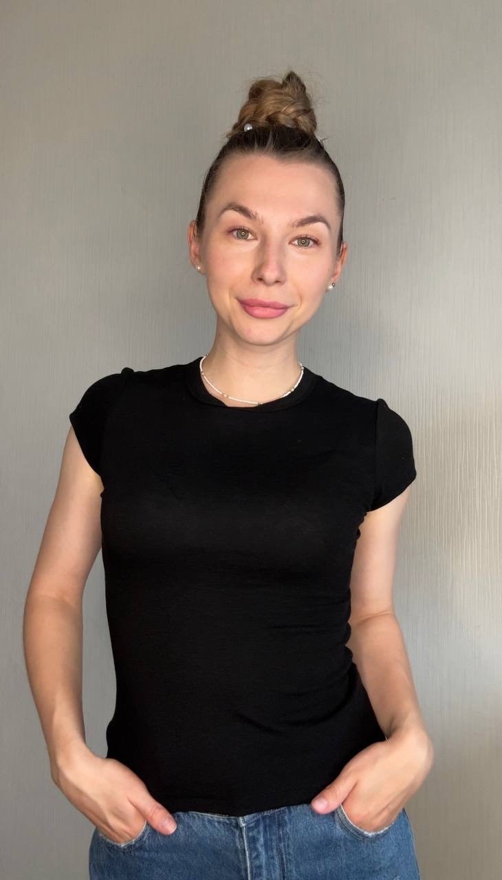 женская футболка,футболки базовая,бежевая футболка женская,бежевая футболка,базовая женская футболка