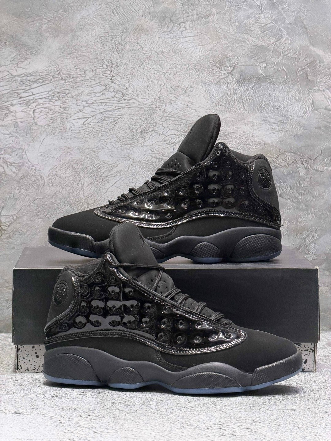кроссовки air jordan 13 retro cap and gown черный,кроссовки air jordan 13 retro черный,jordan 13 black,jordan 13 retro,jordan 13 black patent leather