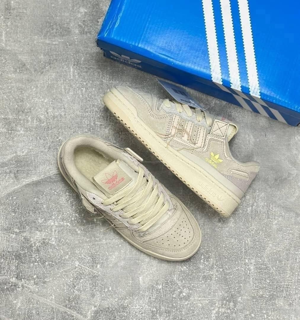 кроссовки adidas,кроссовки женские adidas,adidas forum low 84 бежевый лайт,кроссовки,кроссовки adidas forum 84 low