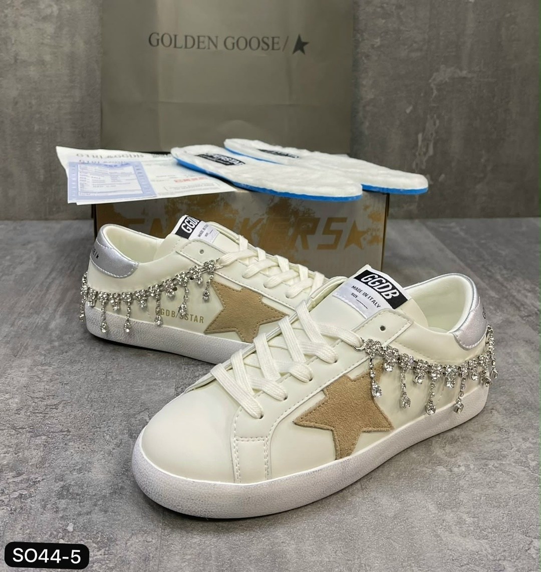 golden goose superstar strass embellished smudged leather sneakers,,golden goose sneakers,golden goose декорированные кеды super-star белый,кроссовки golden goose