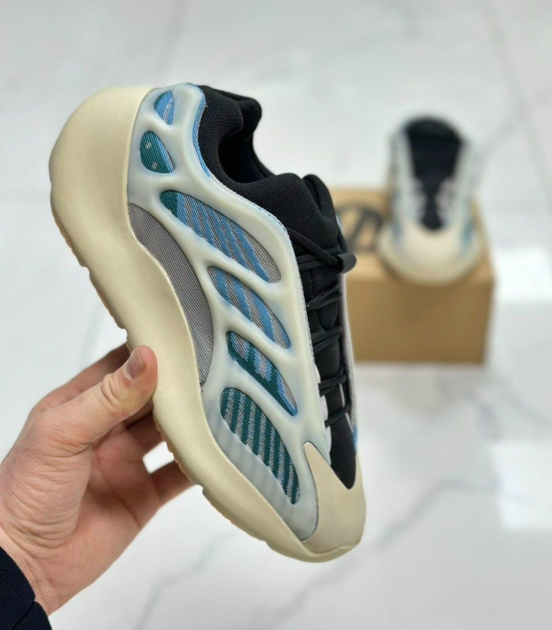 кроссовки adidas yeezy boost 700 v3,adidas yeezy boost 700 v 3,кроссовки adidas yeezy boost 700 v3 цвет белый,adidas yeezy boost 700,кроссовки adidas yeezy boost 700