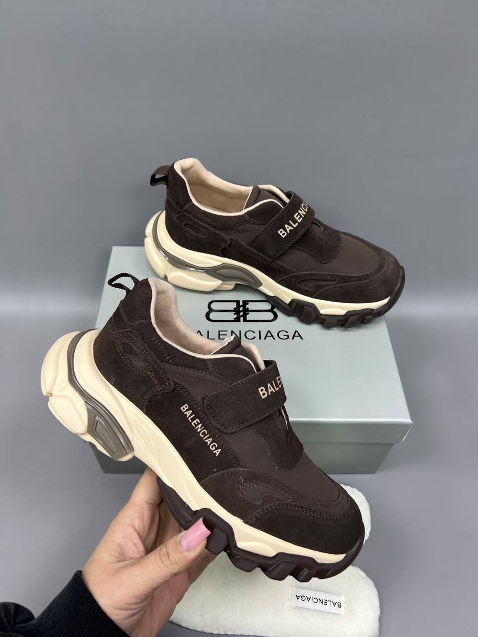 женские кроссовки balenciaga,кроссовки баленсиага,кроссовки balenciaga triple s,кроссовки баленсиага женские черные,balenciaga кроссовки