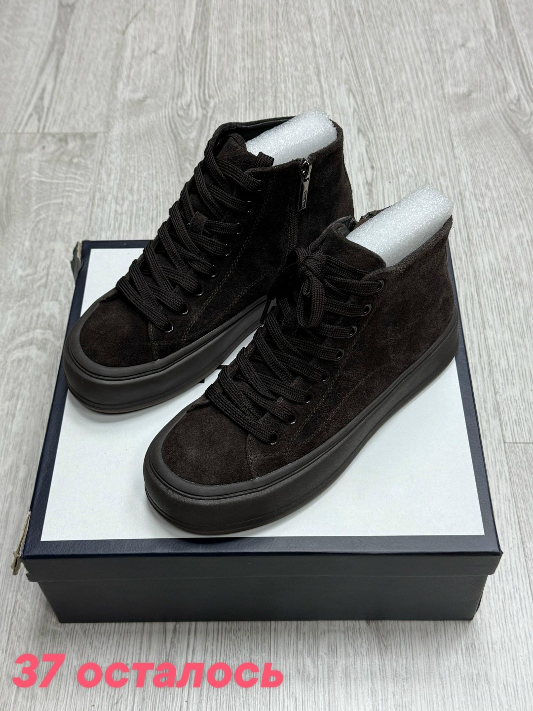,женская ,зимняя ,женские угги,ugg кроссовки