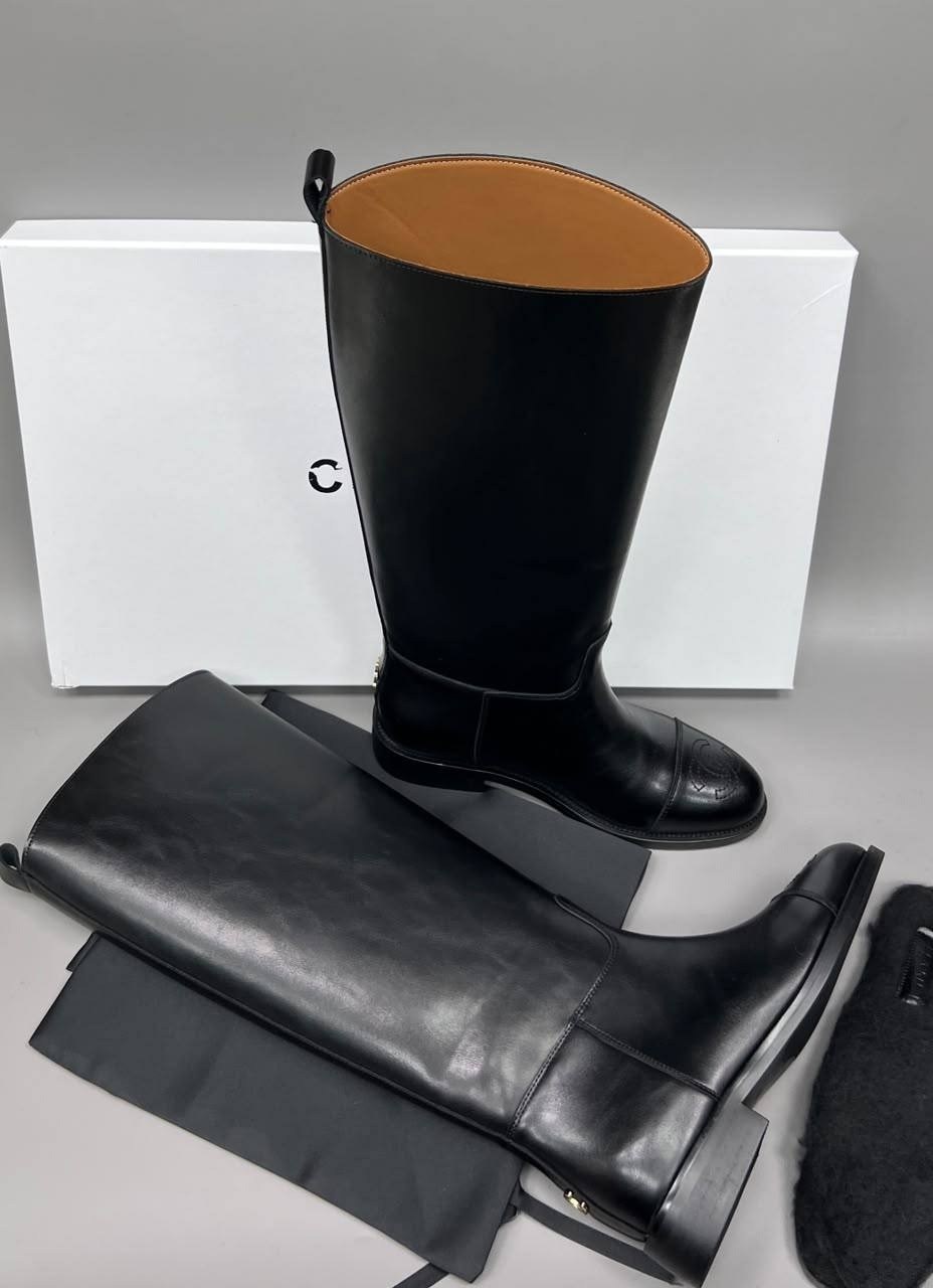 сапоги chanel,сапоги шанель,женские осенние сапоги chanel 2026 черные кожаные высокие,сапоги шанель черные,женские осенние сапоги chanel 2026 черные кожаные гладкие