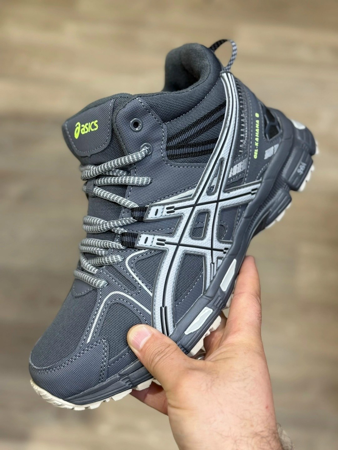 зимние кроссовки asics gel-kahana 8 hi,кроссовки asics gel-kahana 8,кроссовки мужские зимние asics gel-kahana,зимние женские кроссовки,зимние кроссовки asics