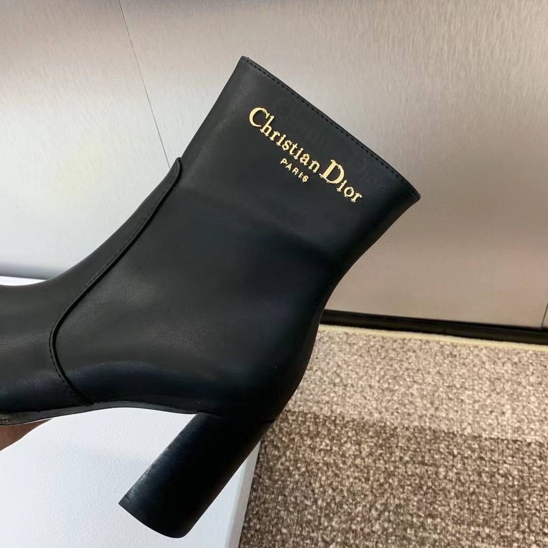 ботильоны christian dior,ботинки dior,женские ботильоны,ботильоны на каблуке,кожаные ботильоны casadei