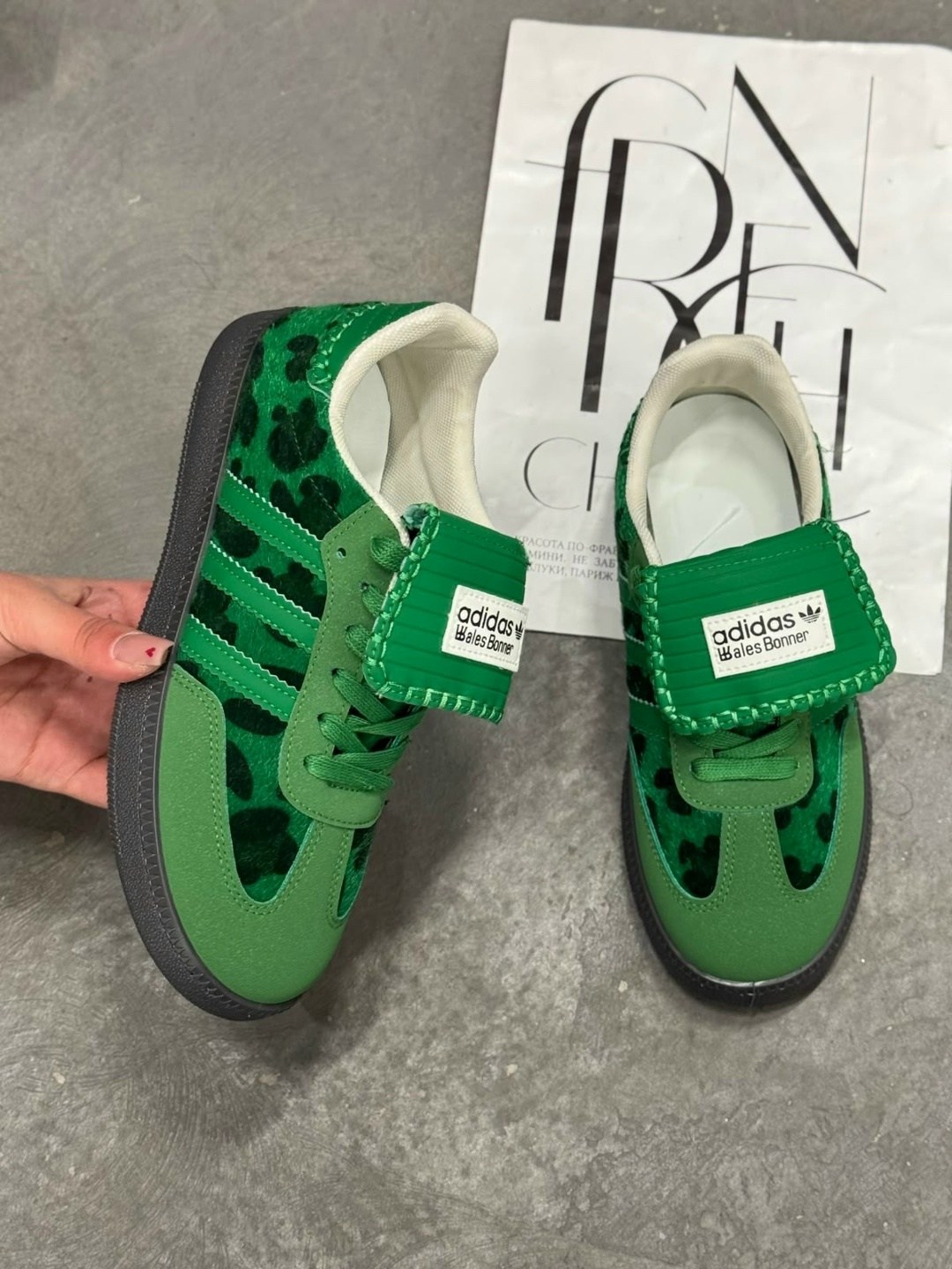 ,женские кроссовки,зеленые кроссовки,кроссовки adidas,адидас кампус