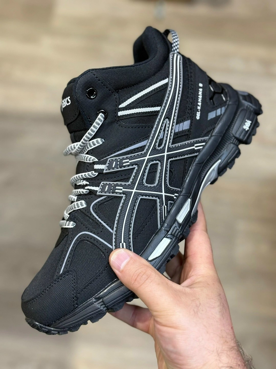 зимние кроссовки asics gel-kahana 8 hi,кроссовки asics gel-kahana 8,кроссовки мужские зимние asics gel-kahana,зимние женские кроссовки,зимние кроссовки asics