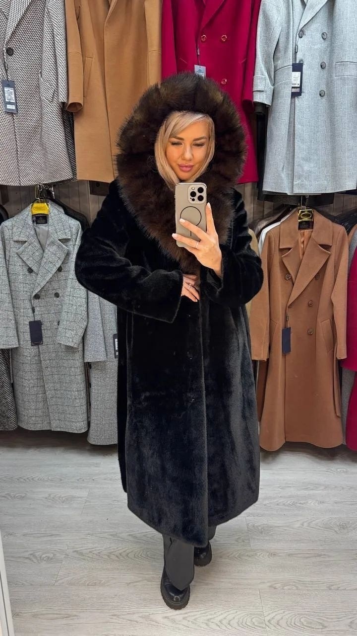 удлинённая шуба из экомеха,женская шуба,шуба женская pdonna 8024879 черная 56 ru,норковая шуба,норковая шуба с капюшоном