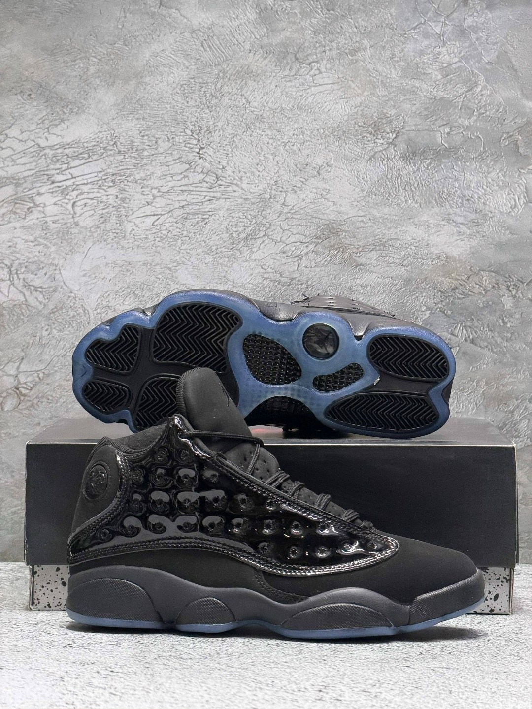кроссовки air jordan 13 retro cap and gown черный,кроссовки air jordan 13 retro черный,jordan 13 black,jordan 13 retro,jordan 13 black patent leather