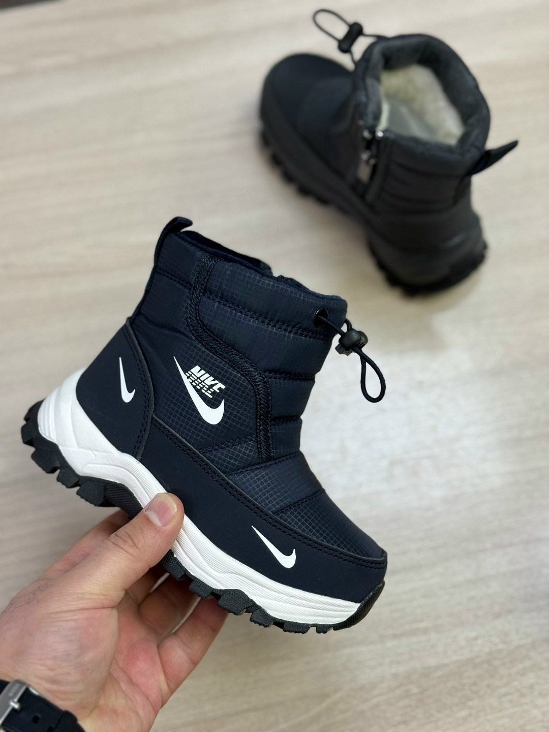 дутики сапоги мужские на меху женские nike,зимние сапоги nike,дутики nike,дутики найк женские,дутики зимние