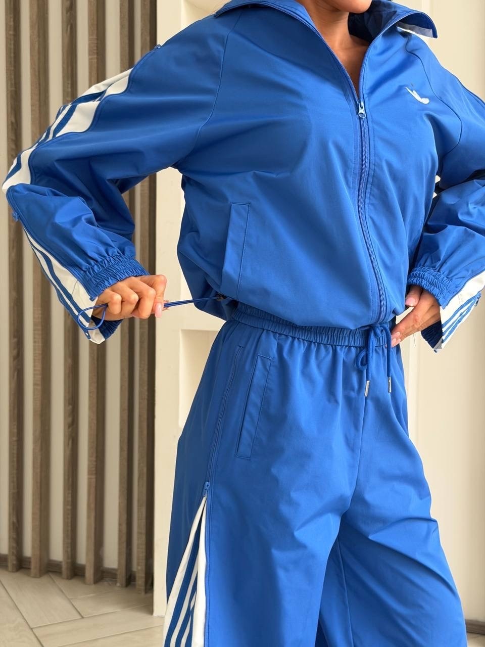 костюм женский,спортивный костюм,костюм спорт,костюм спортивный adidas,женский спортивный костюм