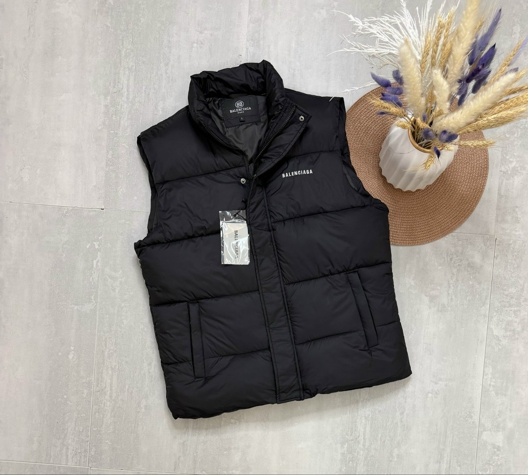 жилет balenciaga,жилетка,пуховый жилет balenciaga,жилетка мужская,жилет