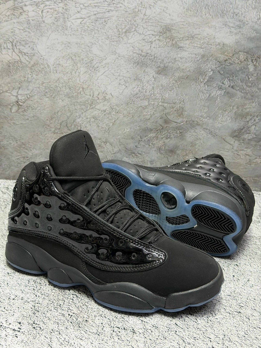 кроссовки air jordan 13 retro cap and gown черный,кроссовки air jordan 13 retro черный,jordan 13 black,jordan 13 retro,jordan 13 black patent leather