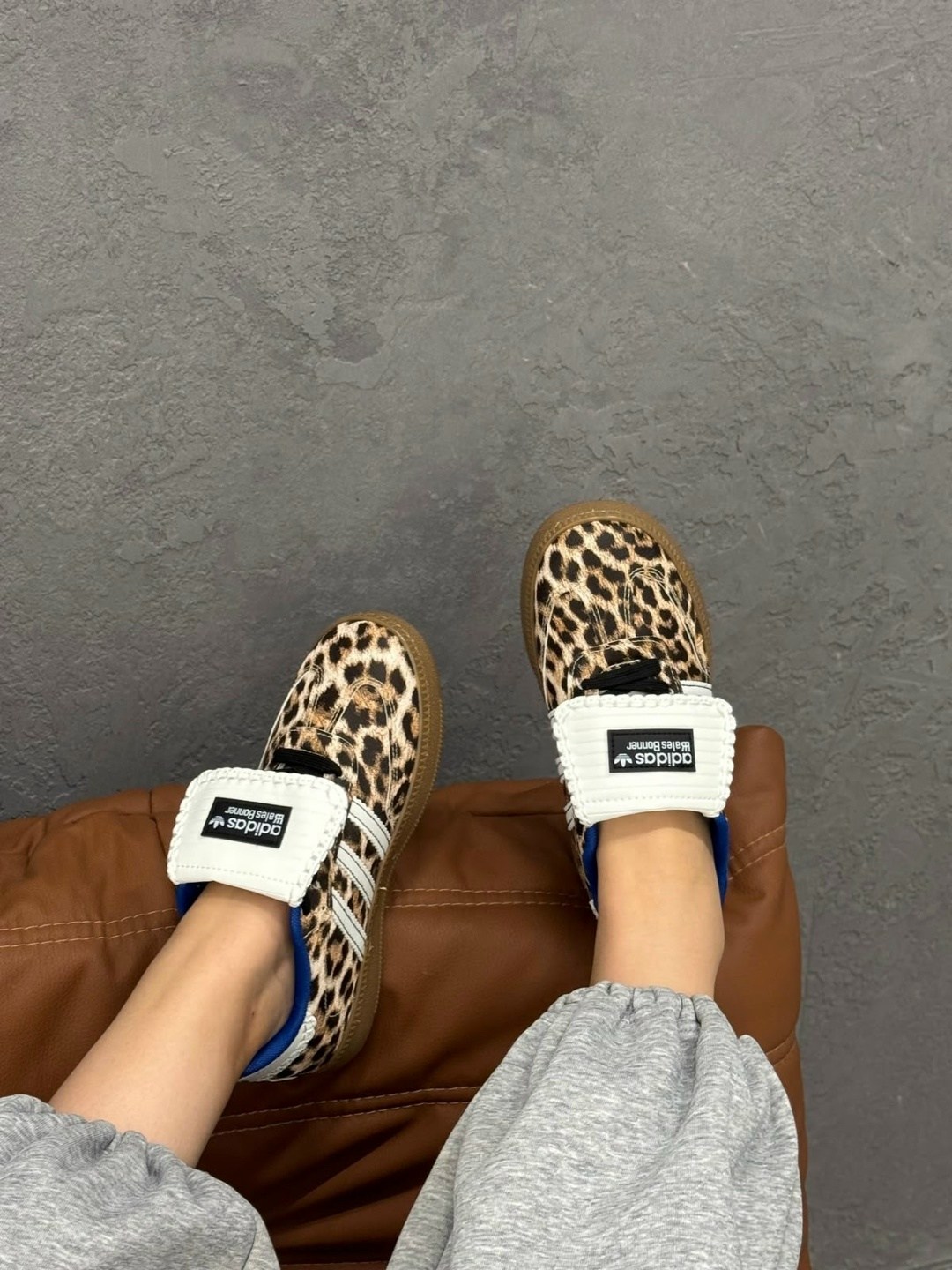 ,женские кроссовки,зеленые кроссовки,кроссовки adidas,адидас кампус
