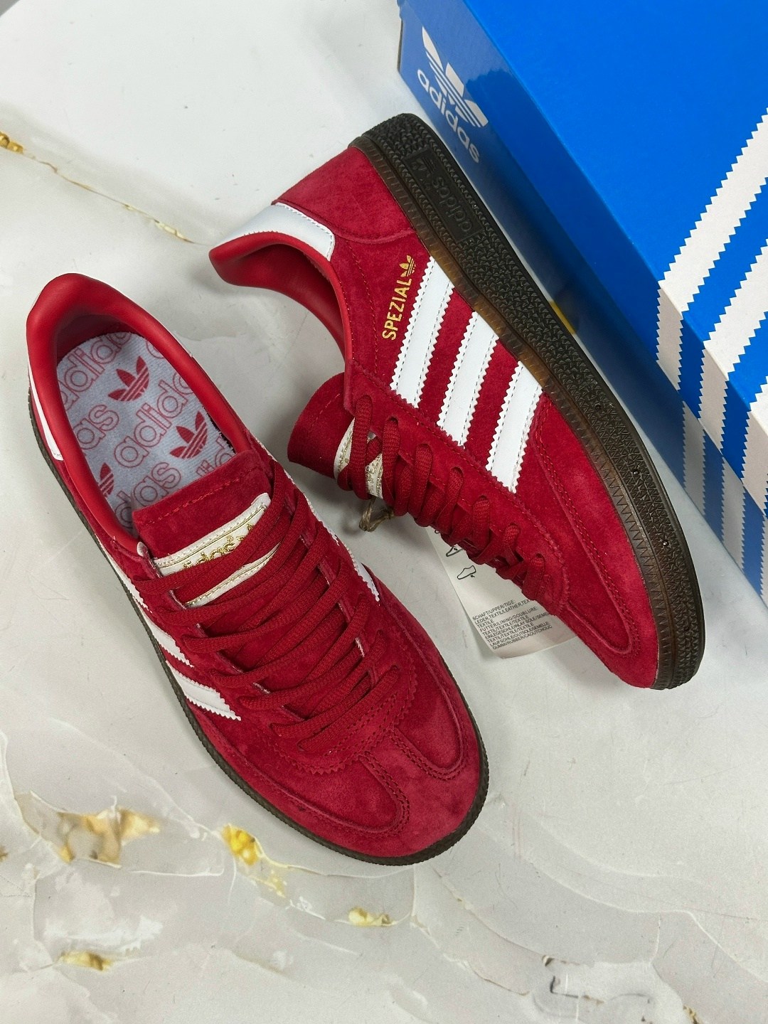 кроссовки adidas spezial,кроссовки adidas handball spezial,кроссовки adidas,кроссовки adidas handball spezial scarlet gum,