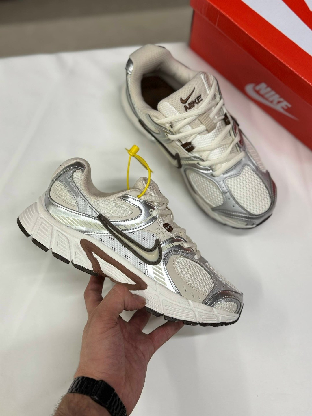кроссовки nike v 5 rnr,женские кроссовки nike,кроссовки nike,кроссовок nike,кроссовки мужские женские