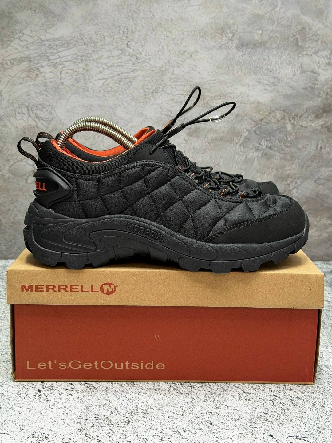 кроссовки мужские на зиму мерелл,кроссовки мужские merrell,термо кроссовки merrell мужские чёрные с оранжевым мерелл зимние,зимние кроссовки merrell,кроссовки merrell