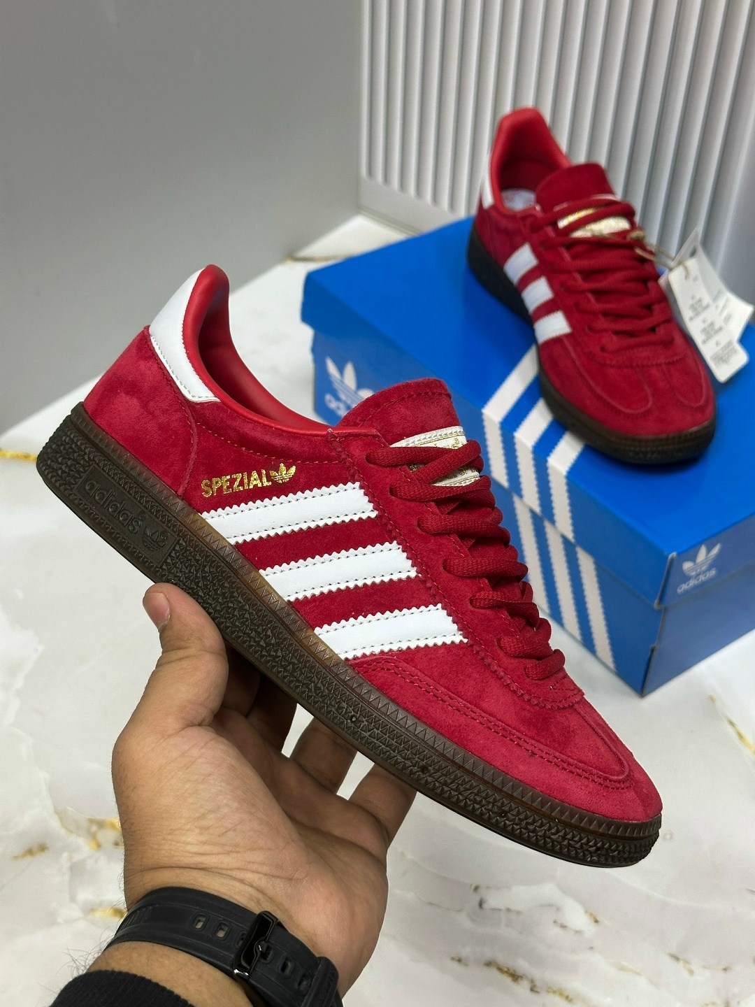 кроссовки adidas spezial,кроссовки adidas handball spezial,кроссовки adidas,кроссовки adidas handball spezial scarlet gum,