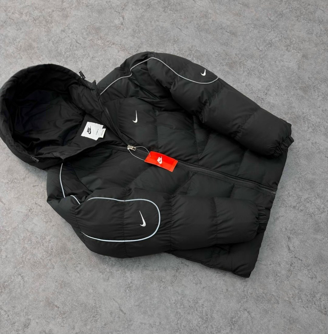 мужской пуховик nike,зимняя куртка nike,пуховик nike down jacket men's white,куртка storm-fit windrunner primafloft hoodie jacket nike цвет серый,куртка пуховик зимняя